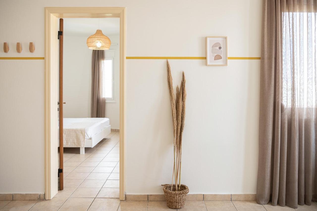 Artemis Apartments Stalós Екстериор снимка