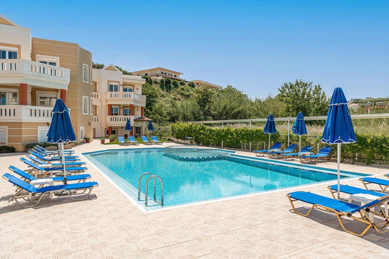 Artemis Apartments Stalós Екстериор снимка