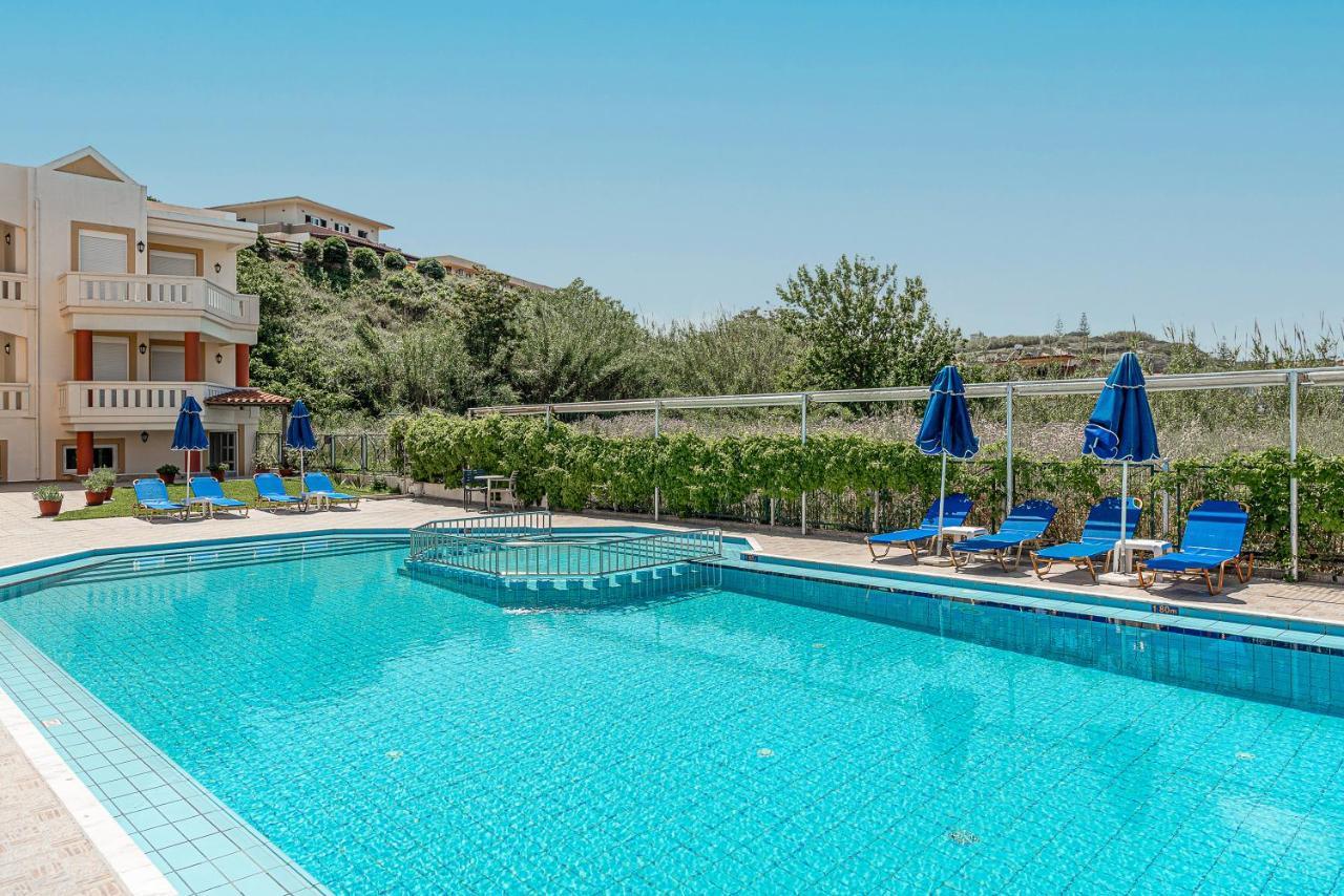 Artemis Apartments Stalós Екстериор снимка