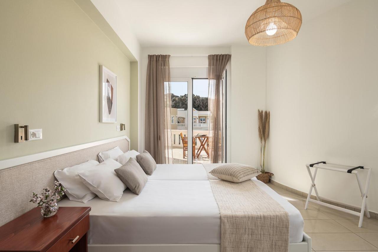 Artemis Apartments Stalós Екстериор снимка
