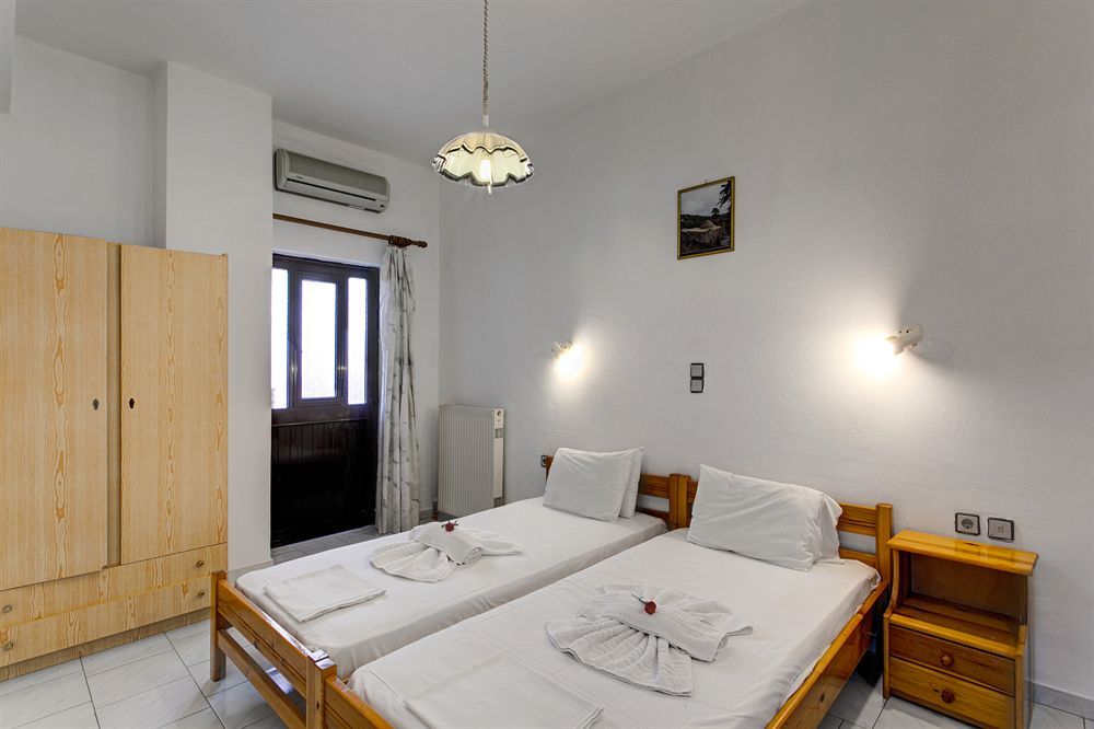Artemis Apartments Stalós Екстериор снимка